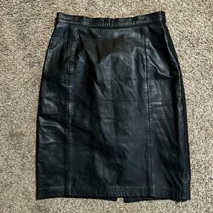 BB Dakota VINTAGE 100% Leather Pencil Skirt with Lining